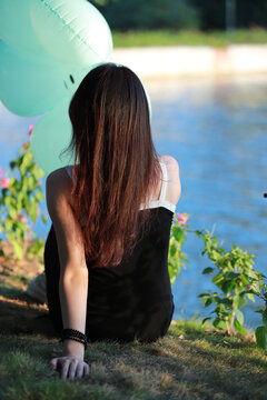 杭州网红美女背影图片,网红美女背影，尽显都市风情
